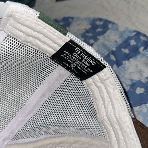 13 Fishing SnapBack Trucker Hat One Size Fits All - Picture 4 of 6